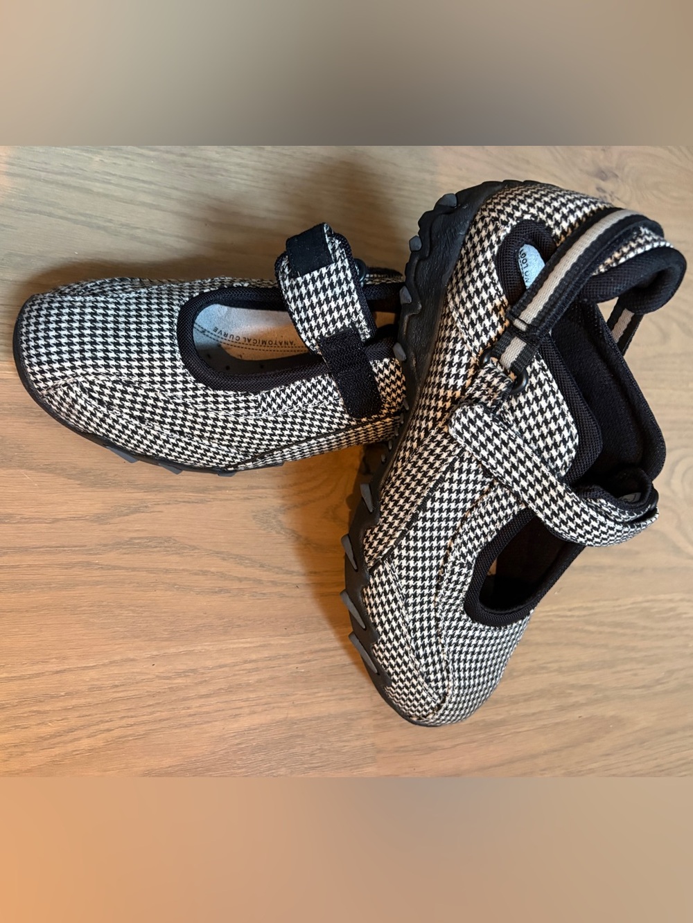 Mephisto Houndstooth Black and White Athletic Mary Jane Sneakers